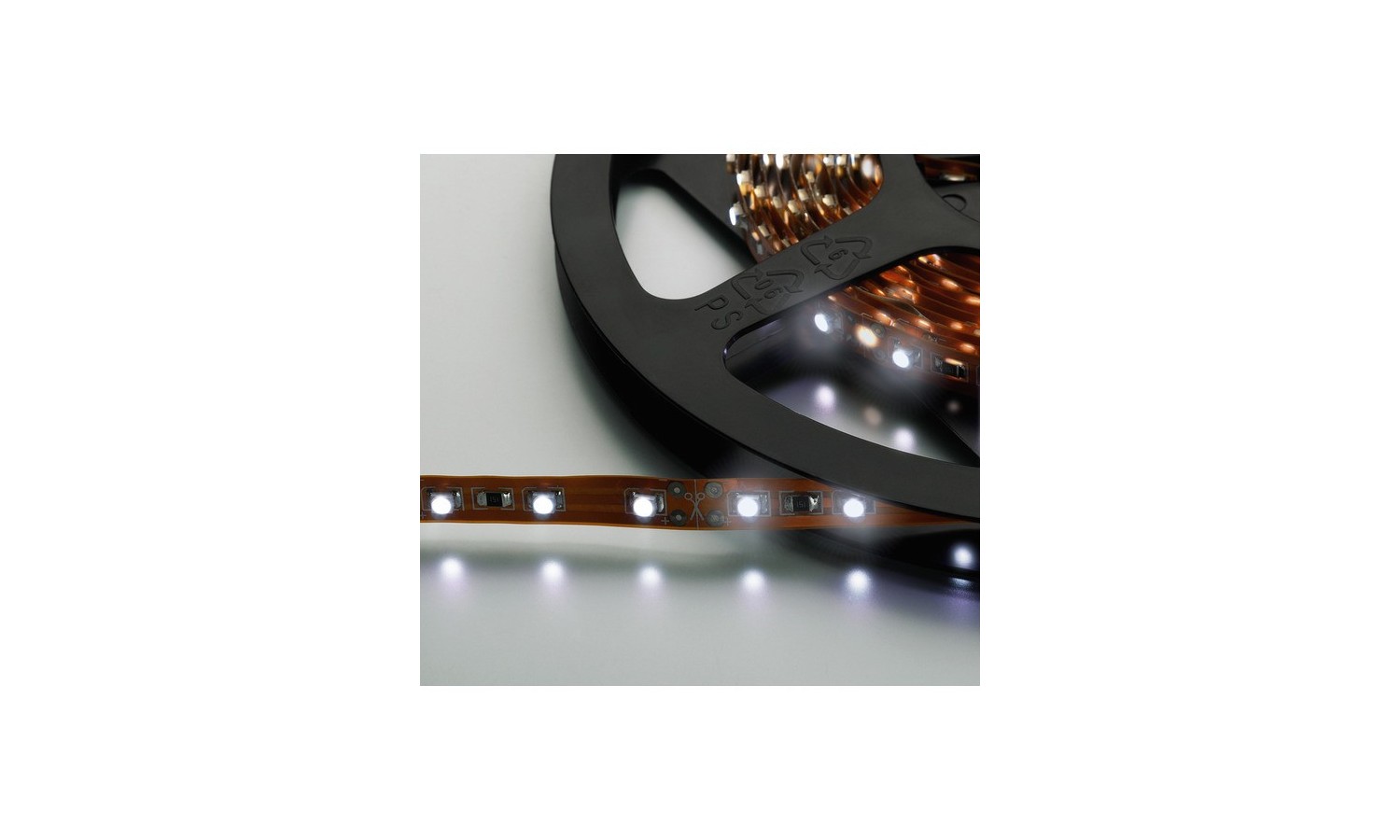 STRISCE FLESSIBILI A LED*